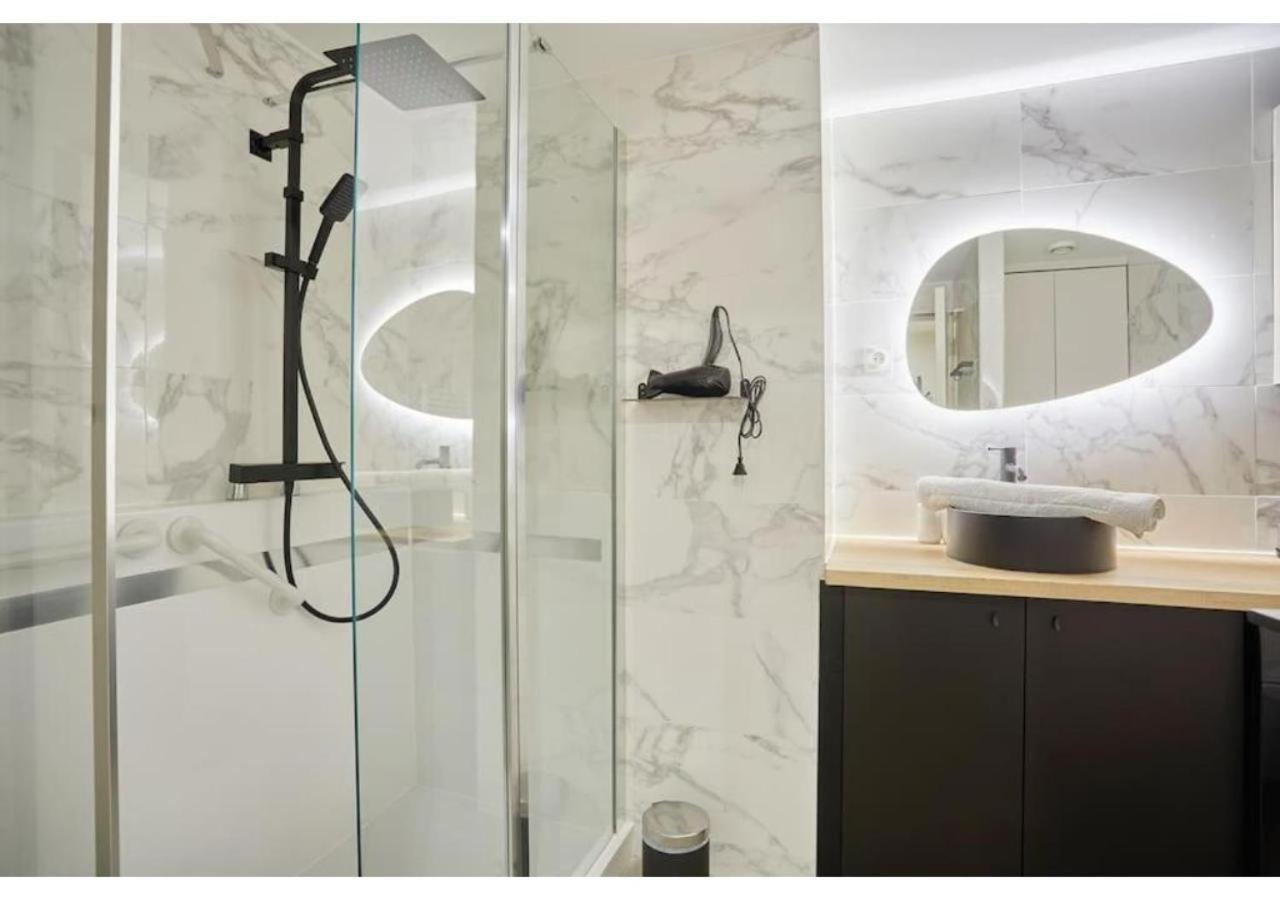 Appartamento Le Marais Place Des Vosges By Prestige Parigi