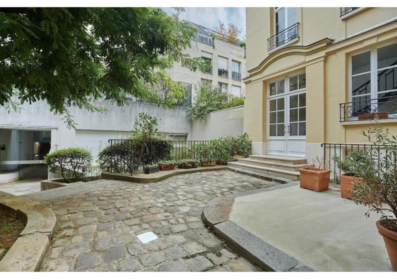 Appartamento Le Marais Place Des Vosges By Prestige Parigi